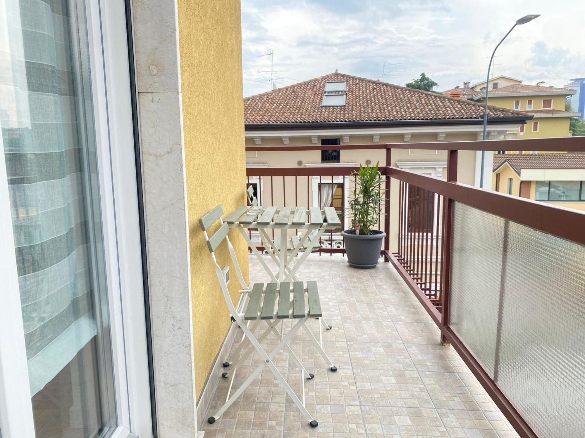 House By Naty Apartamento Bréscia Exterior foto